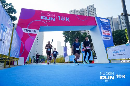 Race photo from Nu Skin Run 10K