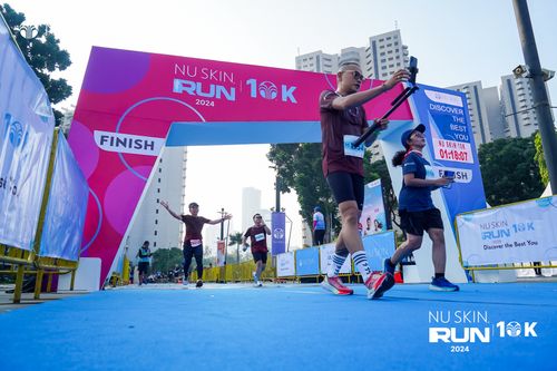 Race photo from Nu Skin Run 10K