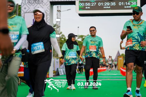 Race photo from Arutmin Borneo Run 2024
