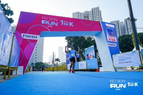 Race photo from Nu Skin Run 10K
