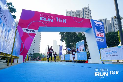 Race photo from Nu Skin Run 10K