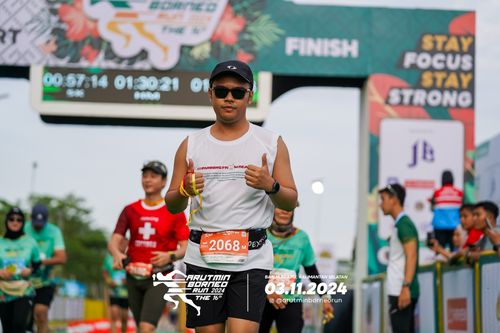 Race photo from Arutmin Borneo Run 2024