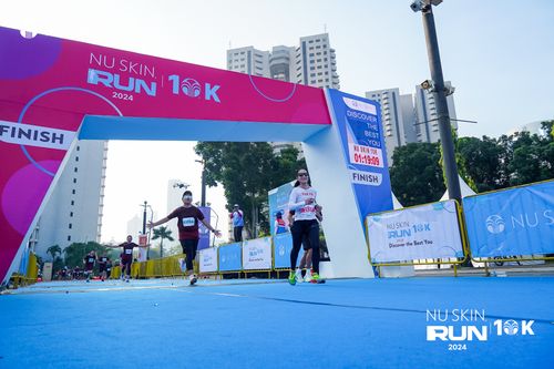 Race photo from Nu Skin Run 10K
