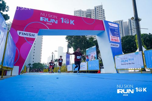 Race photo from Nu Skin Run 10K
