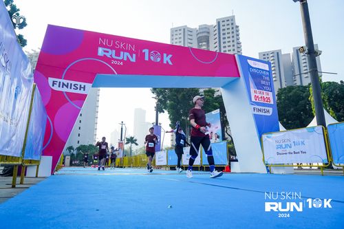 Race photo from Nu Skin Run 10K