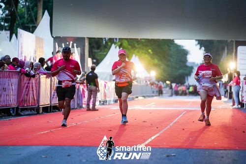 Race photo from Smartfren Run 2024