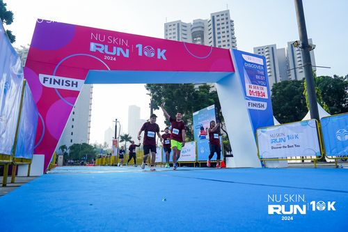 Race photo from Nu Skin Run 10K