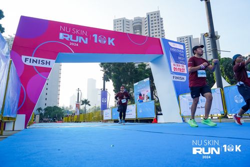 Race photo from Nu Skin Run 10K