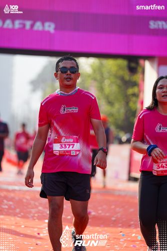 Race photo from Smartfren Run 2025 