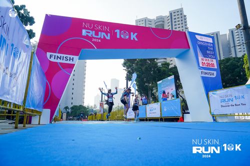 Race photo from Nu Skin Run 10K