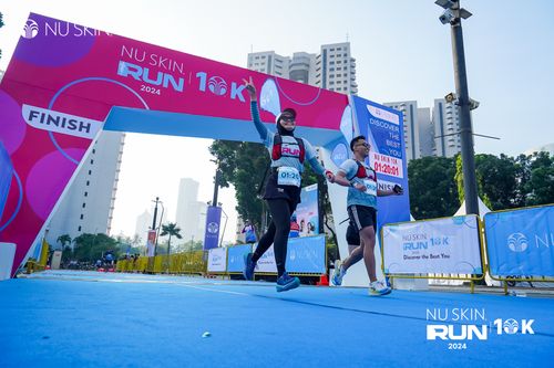 Race photo from Nu Skin Run 10K