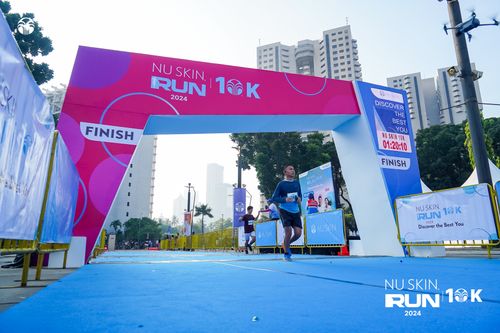 Race photo from Nu Skin Run 10K