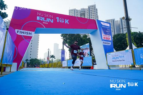 Race photo from Nu Skin Run 10K