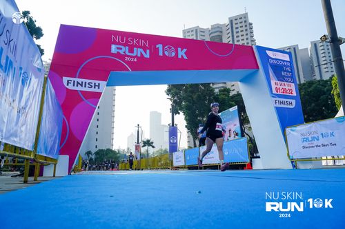Race photo from Nu Skin Run 10K