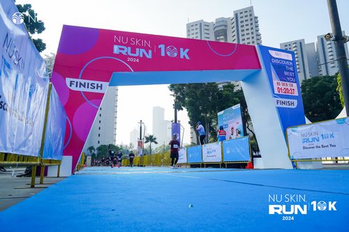 Race photo from Nu Skin Run 10K