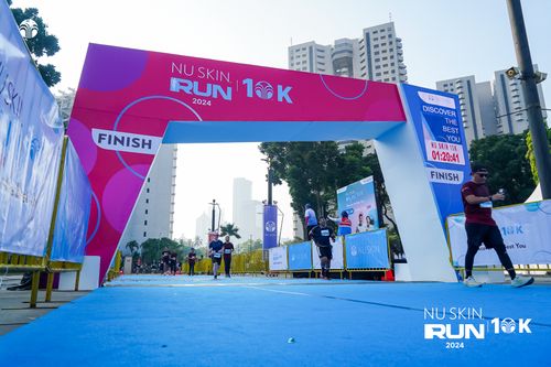 Race photo from Nu Skin Run 10K