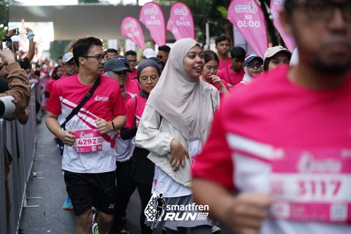 Race photo from Smartfren Run 2024