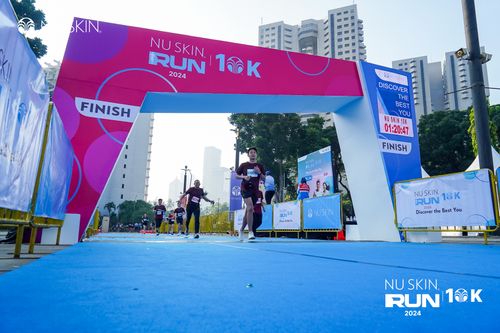Race photo from Nu Skin Run 10K