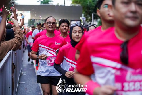 Race photo from Smartfren Run 2024