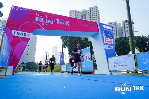 Race photo from Nu Skin Run 10K