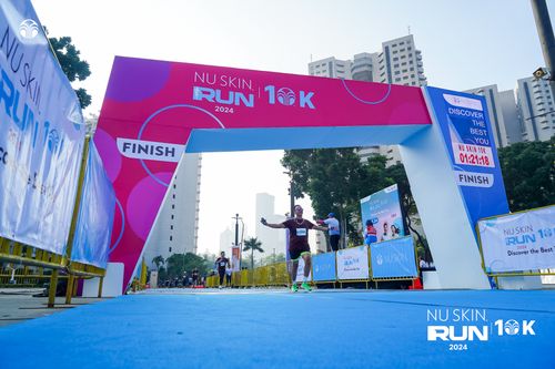 Race photo from Nu Skin Run 10K
