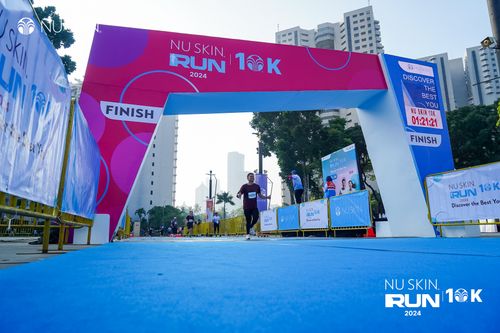Race photo from Nu Skin Run 10K