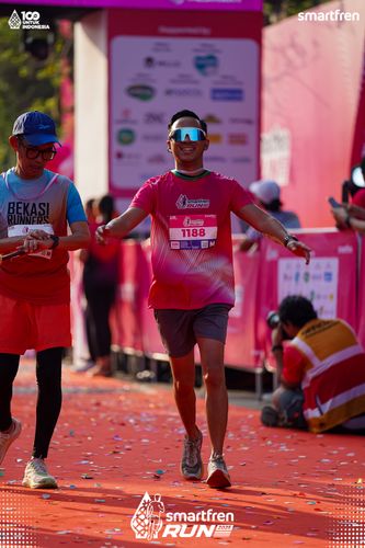 Race photo from Smartfren Run 2025 
