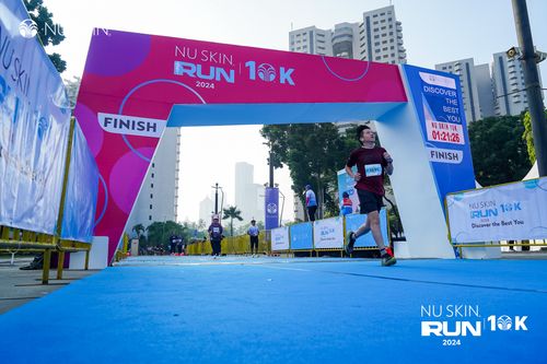 Race photo from Nu Skin Run 10K
