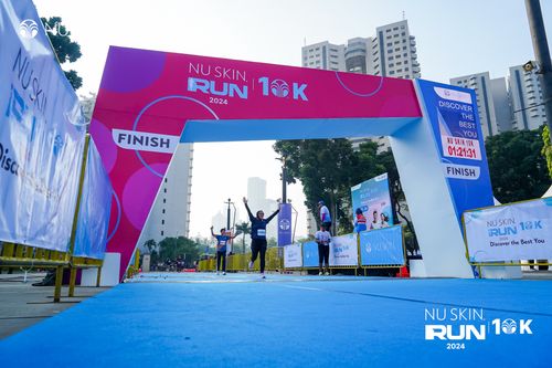 Race photo from Nu Skin Run 10K