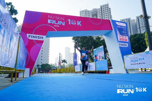 Race photo from Nu Skin Run 10K