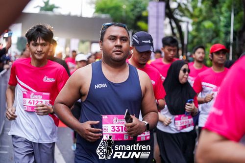 Race photo from Smartfren Run 2024