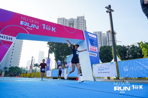 Race photo from Nu Skin Run 10K
