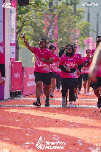 Race photo from Smartfren Run 2025 