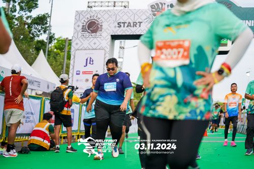 Race photo from Arutmin Borneo Run 2024