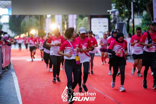 Race photo from Smartfren Run 2024