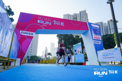 Race photo from Nu Skin Run 10K