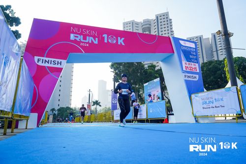 Race photo from Nu Skin Run 10K