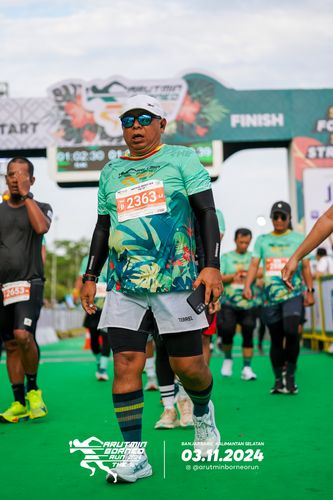 Race photo from Arutmin Borneo Run 2024