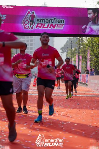 Race photo from Smartfren Run 2025 