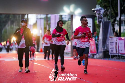 Race photo from Smartfren Run 2024