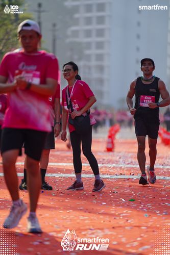 Race photo from Smartfren Run 2025 