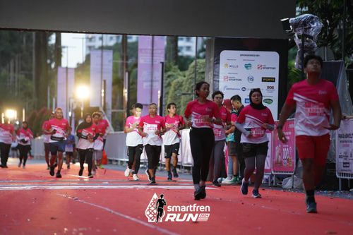 Race photo from Smartfren Run 2024