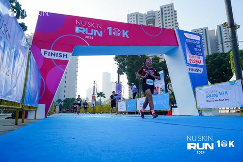 Race photo from Nu Skin Run 10K