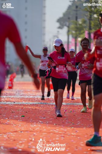Race photo from Smartfren Run 2025 
