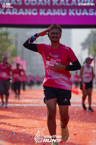 Race photo from Smartfren Run 2025 