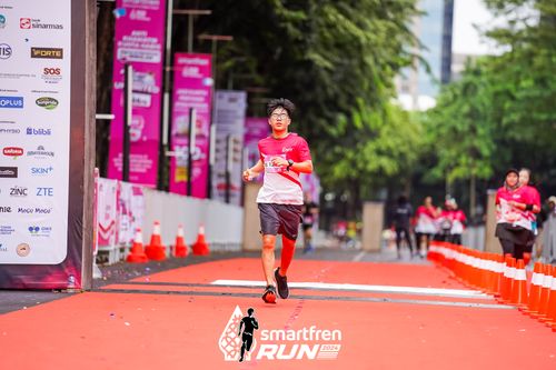 Race photo from Smartfren Run 2024