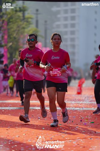 Race photo from Smartfren Run 2025 