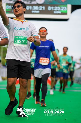 Race photo from Arutmin Borneo Run 2024
