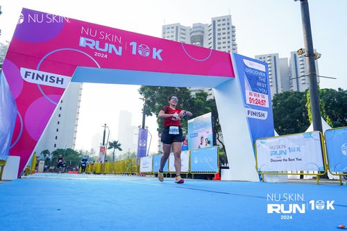 Race photo from Nu Skin Run 10K