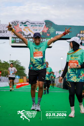 Race photo from Arutmin Borneo Run 2024